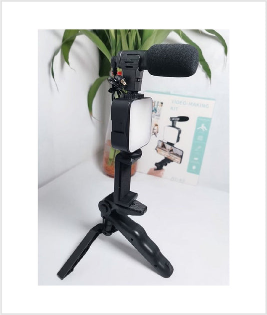 Video Making Kits Shooting Photography Suit with Microphone LED Fill Light Mini Tripod